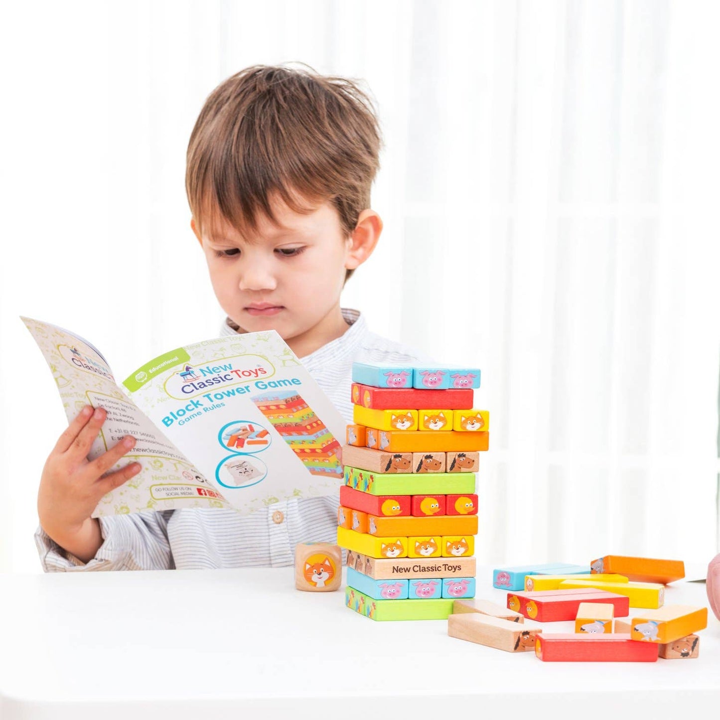 Tour en blocs de bois