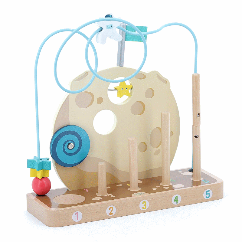 Jouet d'éveil dans les étoiles