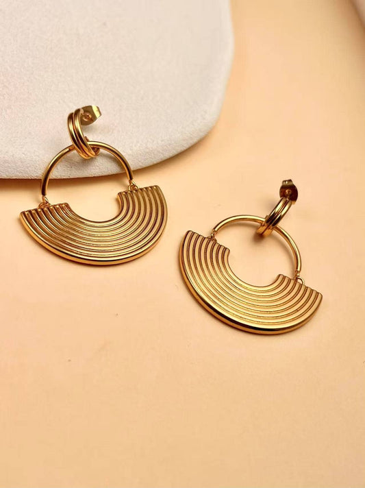 Boucles d’Oreilles Arc Doré Art Déco