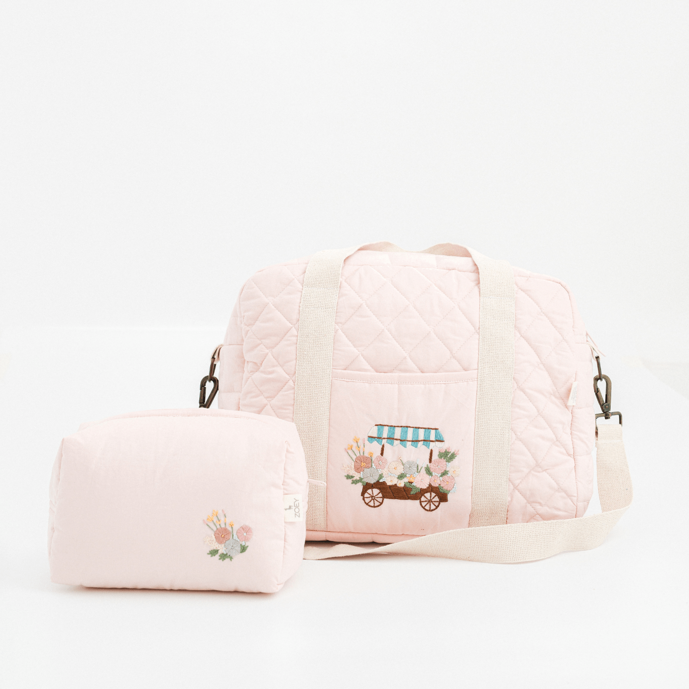Sac à langer brodé à la main, motif chariot de prairie