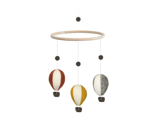 Mobile avec montgolfières en laine gris, rouge et jaune