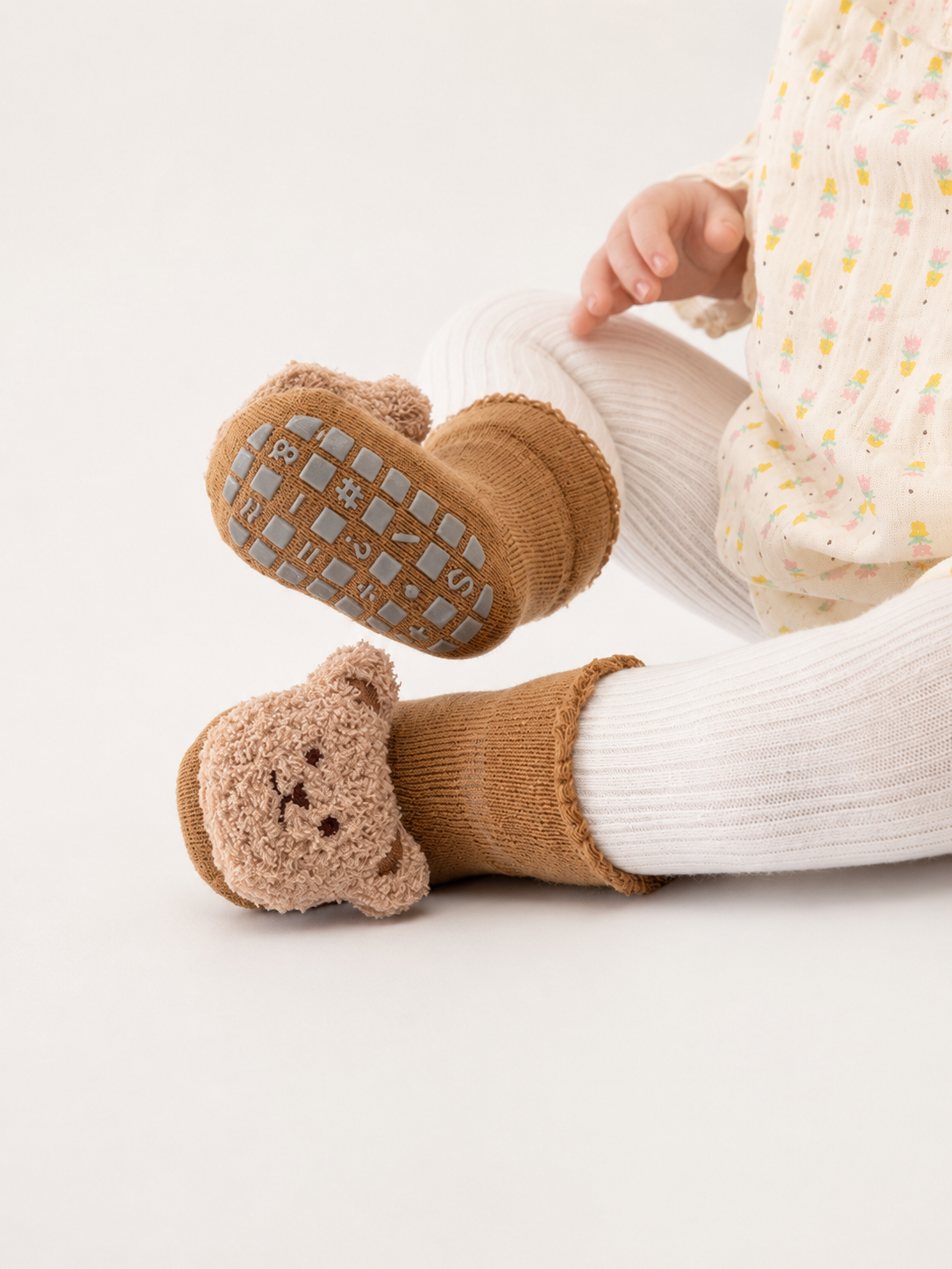MBA-001 CHAUSSETTE ANTIDÉRAPANTE POUR BÉBÉ AVEC OURS