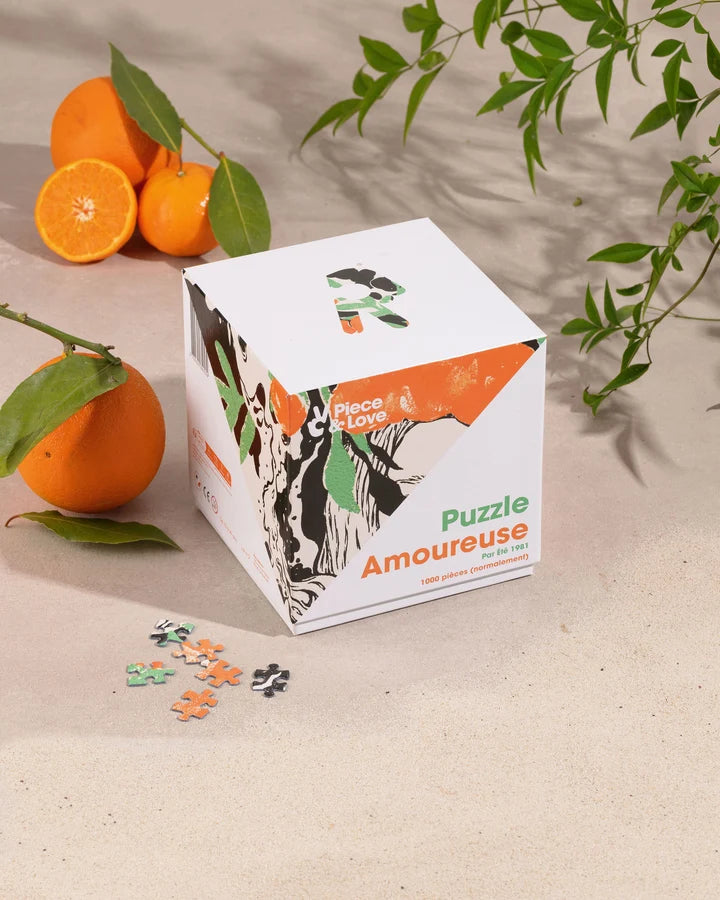 Puzzle :" Amoureuse " 1 000 pièces