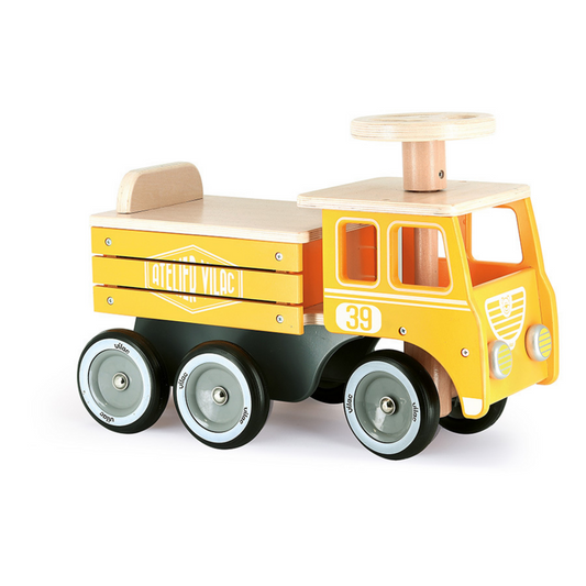 Porteur camion de chantier en bois