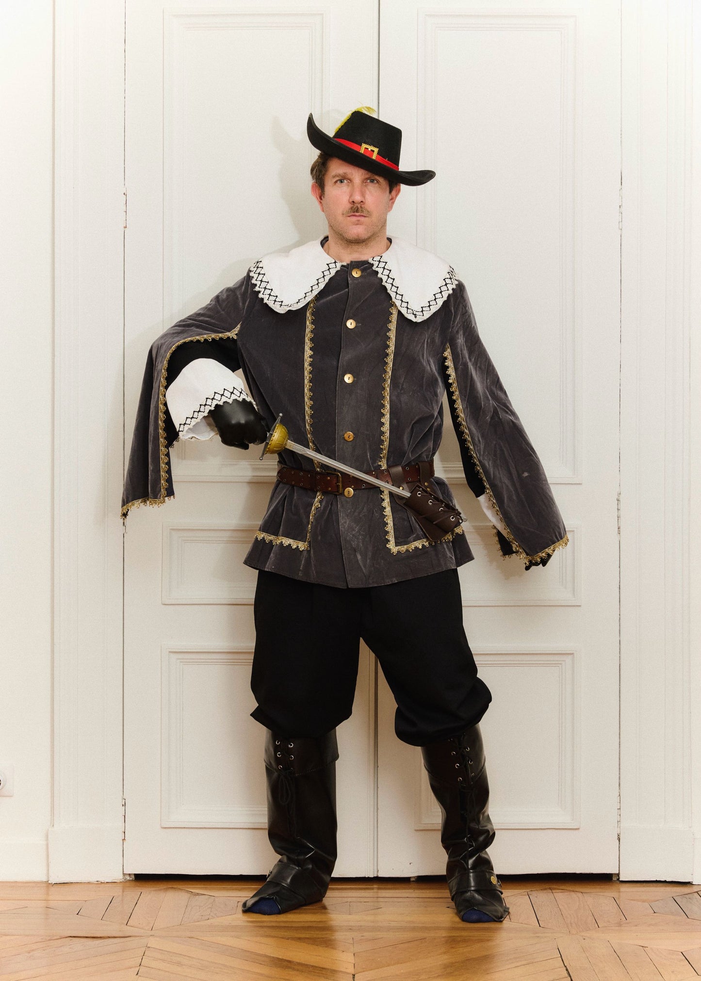 Déguisement Mousquetaire gris